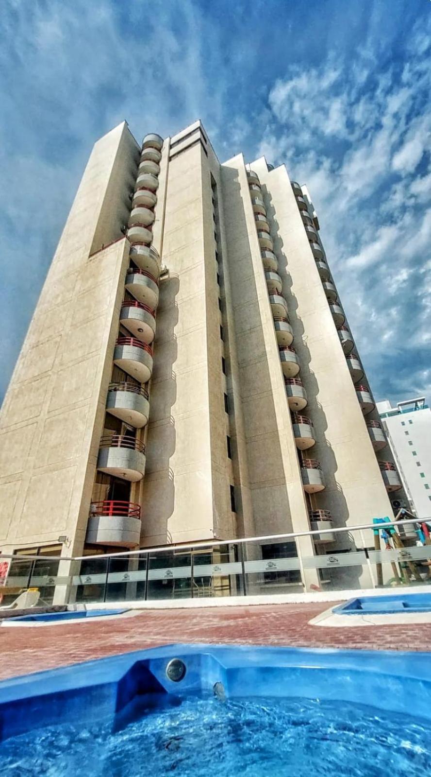 Apartment Condo-panoramic Elevator-10 Min Walk-rodadero Santa Marta (Magdalena)